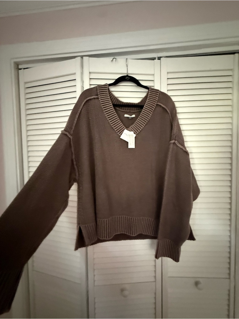 American Eagle Outfitters V-Neck Oversized Sweater in Taupe
